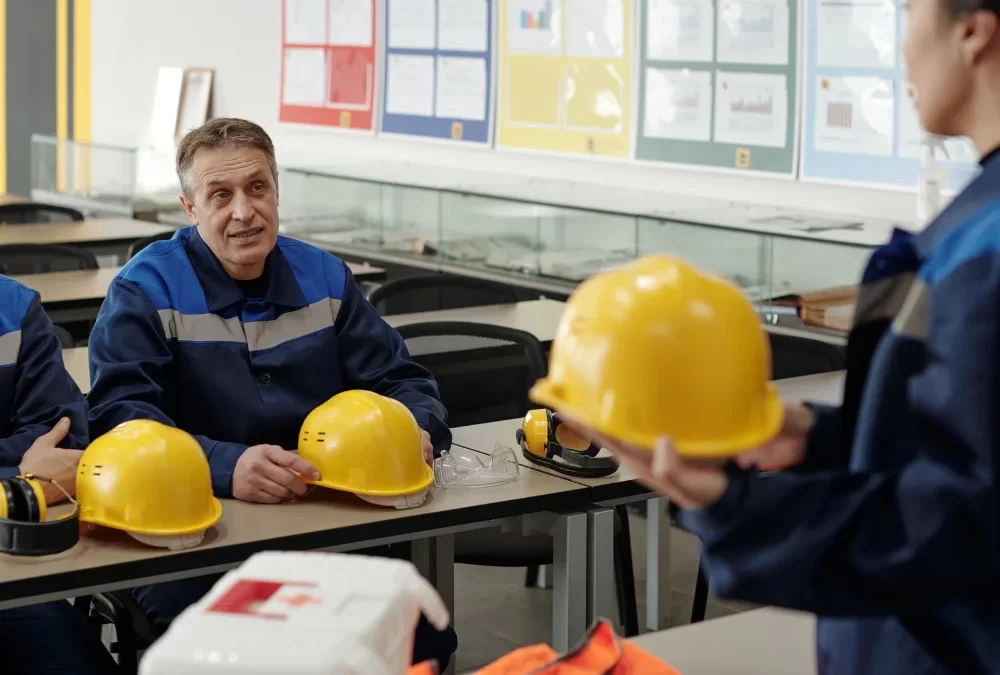 ¿Por qué es crucial la higiene ocupacional en industrias de alto riesgo?